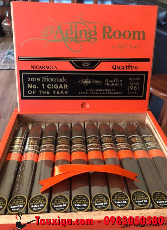 TOp 1 cigar 2019 Aging Room Quattro Nicaragua Maestro