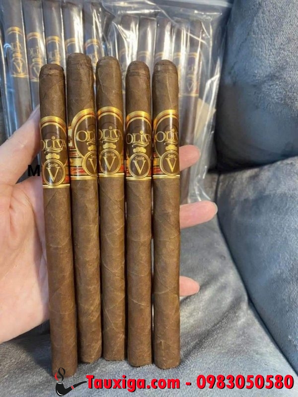 Xì gà Oliva Serie V Lancero